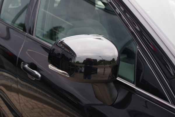 Volvo XC60 2.0 T8 Plug-in Hybrid 456 PK AWD Ultimate Dark, Panoramadak, 360 Camera, Sportstoelen