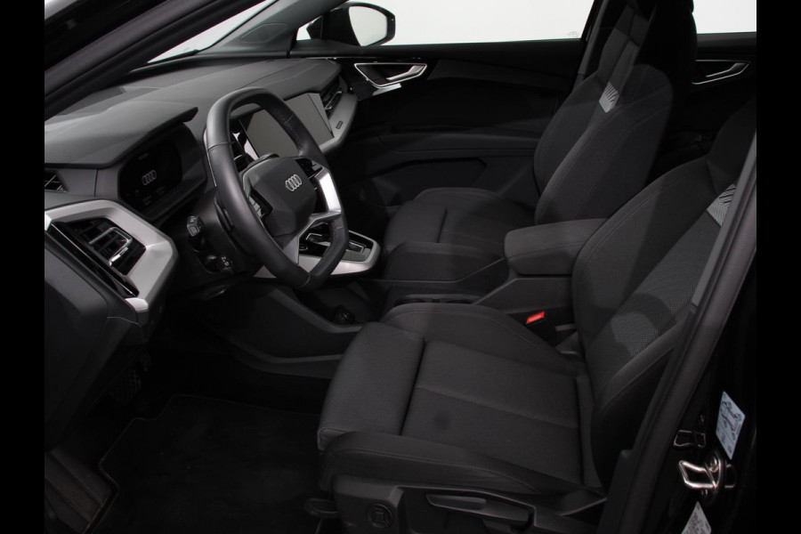 Audi Q4 e-tron 45 Advanced edition 82 kWh Climate control Adaptieve cruise control Parkeersensoren Keyless Verwarmde voorstoelen Lane assist LED Dodehoek assistent Navigatie Apple Carplay/ Android Auto