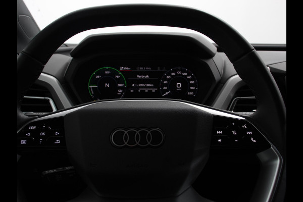 Audi Q4 e-tron 45 Advanced edition 82 kWh Climate control Adaptieve cruise control Parkeersensoren Keyless Verwarmde voorstoelen Lane assist LED Dodehoek assistent Navigatie Apple Carplay/ Android Auto