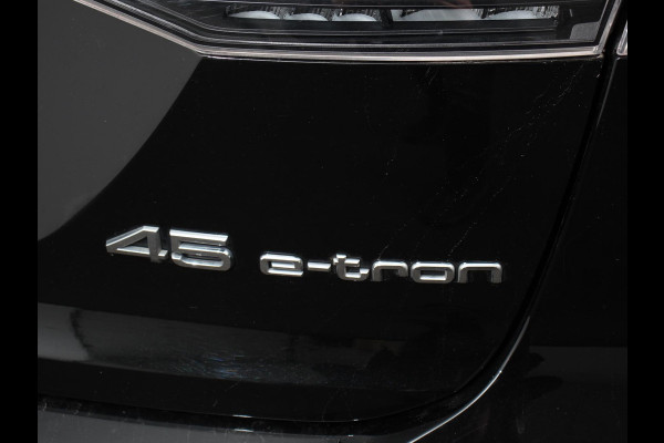Audi Q4 e-tron 45 Advanced edition 82 kWh Climate control Adaptieve cruise control Parkeersensoren Keyless Verwarmde voorstoelen Lane assist LED Dodehoek assistent Navigatie Apple Carplay/ Android Auto