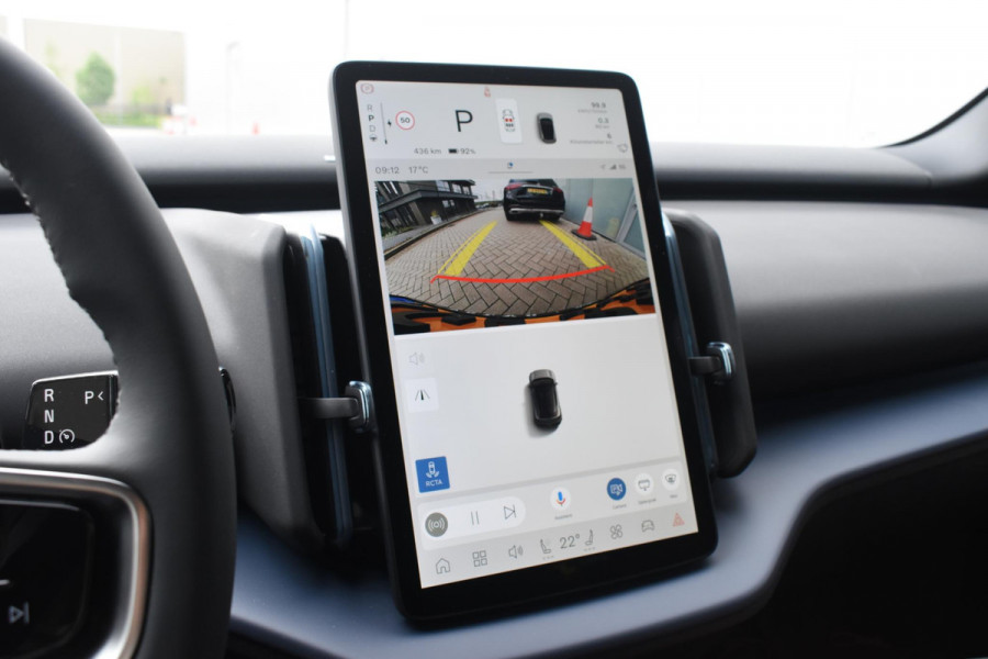Volvo EX30 Single Motor Extended Range Plus Europa 69 kWh / Adaptive Cruise control / Extra getint glas / Climate Pack / Achteruitrijcamera / Elektrisch verstelbare stoelen / Parkeersensoren V+A