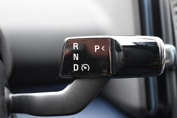 Volvo EX30 Single Motor Extended Range Plus Europa 69 kWh / Adaptive Cruise control / Extra getint glas / Climate Pack / Achteruitrijcamera / Elektrisch verstelbare stoelen / Parkeersensoren V+A