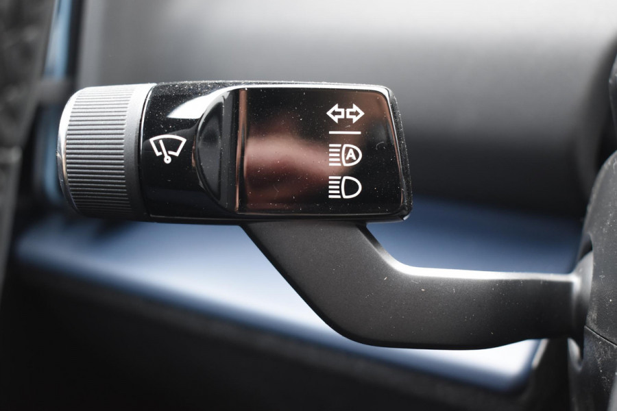 Volvo EX30 Single Motor Extended Range Plus Europa 69 kWh / Adaptive Cruise control / Extra getint glas / Climate Pack / Achteruitrijcamera / Elektrisch verstelbare stoelen / Parkeersensoren V+A