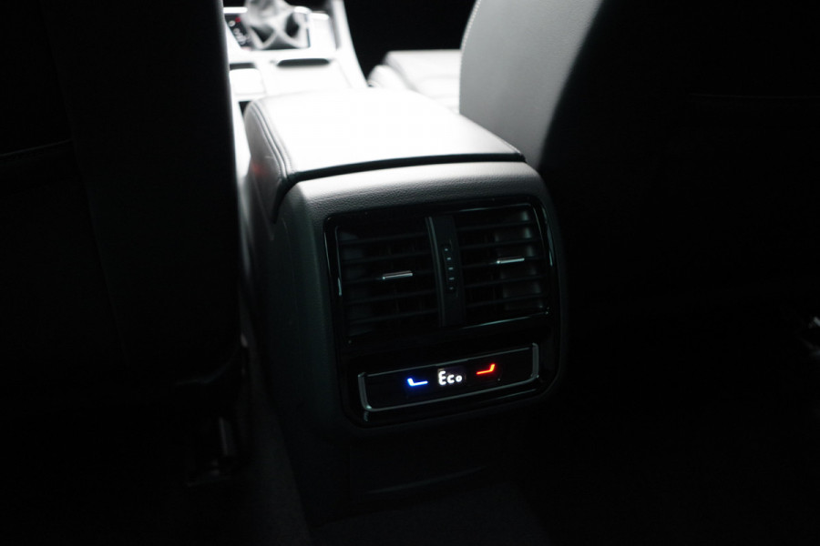 Volkswagen Passat Variant 1.4 TSI PHEV GTE 218 PK Business, Leder, IQ-LED, Memory, Camera