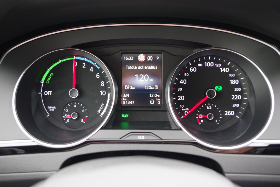 Volkswagen Passat Variant 1.4 TSI PHEV GTE 218 PK Business, Leder, IQ-LED, Memory, Camera