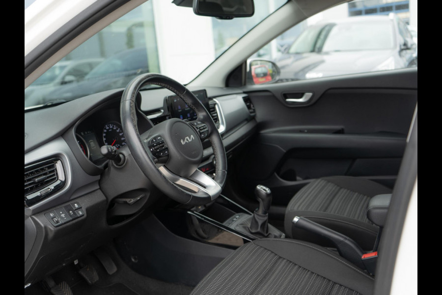 Kia Stonic 1.0 T-GDi MHEV DynamicPlusLine | Navi | PDC | CLima |