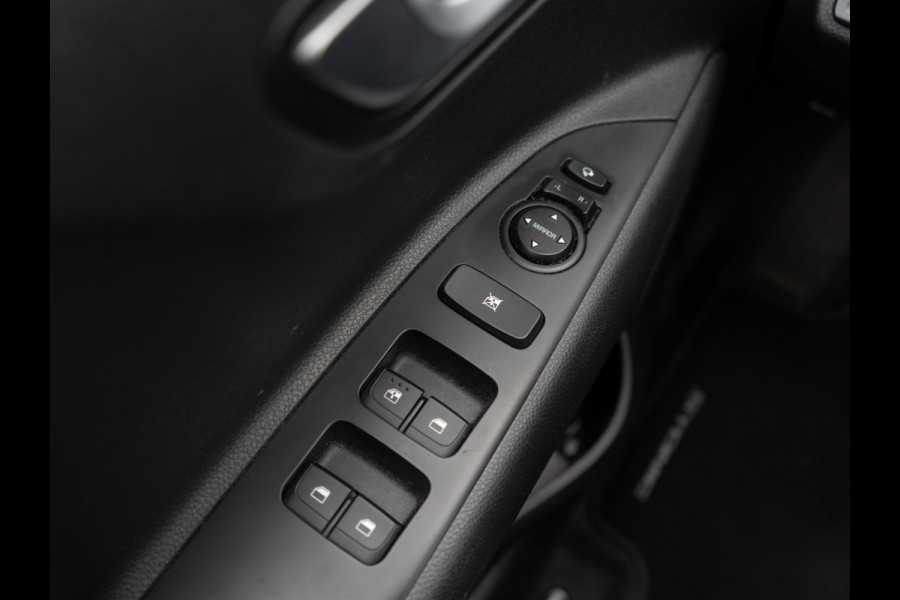 Kia Stonic 1.0 T-GDi MHEV DynamicPlusLine | Navi | PDC | CLima |
