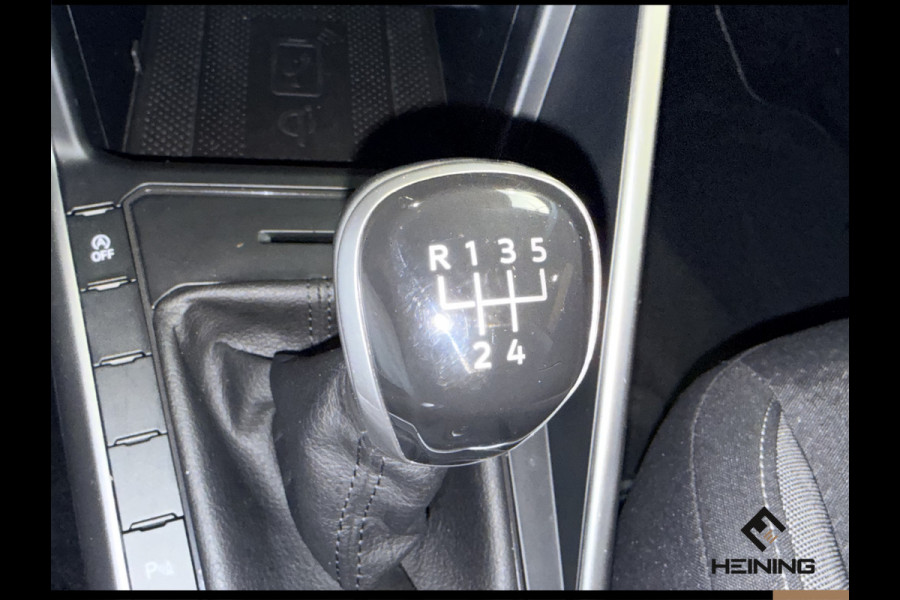 Volkswagen Taigo 1.0 TSI Life. Navi. Apple Carplay. Clima. Hollandse auto met NAP 50000 km