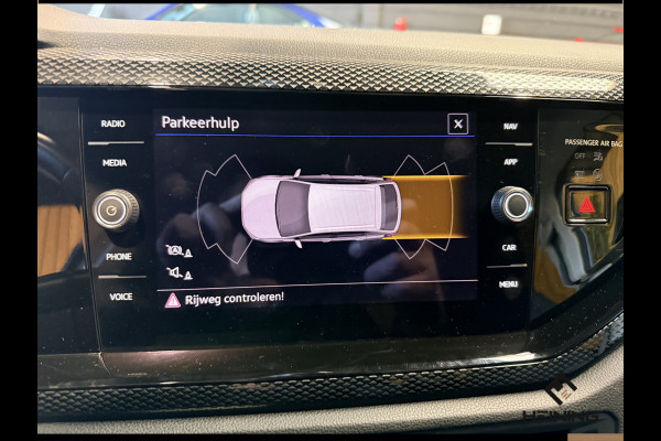Volkswagen Taigo 1.0 TSI Life. Navi. Apple Carplay. Clima. Hollandse auto met NAP 50000 km