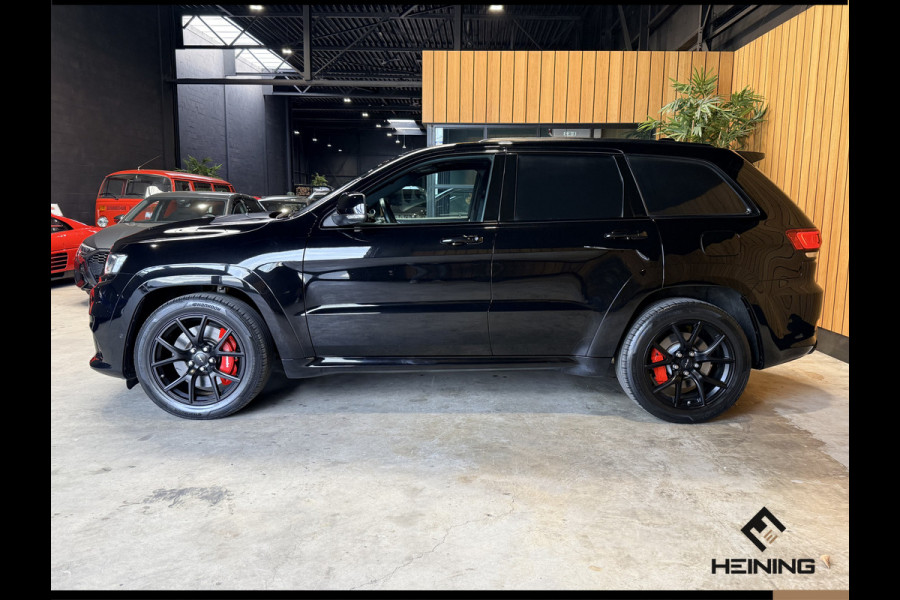 Jeep Grand Cherokee 6.4 V8 SRT8. Grijs Kenteken | Navi | Apple-carplay Trekhaak. LPG. 93000 KM