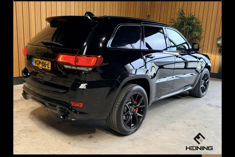 Jeep Grand Cherokee 6.4 V8 SRT8. Grijs Kenteken | Navi | Apple-carplay Trekhaak. LPG. 93000 KM