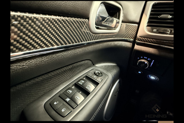 Jeep Grand Cherokee 6.4 V8 SRT8. Grijs Kenteken | Navi | Apple-carplay Trekhaak. LPG. 93000 KM