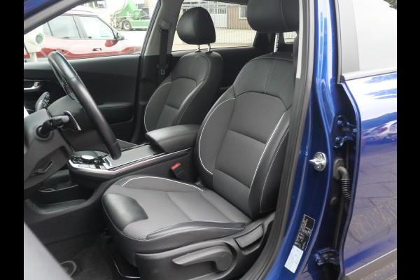Kia e-Niro DynamicPlusLine 64 kWh | SOH 95,8% | Stoel/stuurverwarming | Schuif/kanteldak | Navi | Camera |