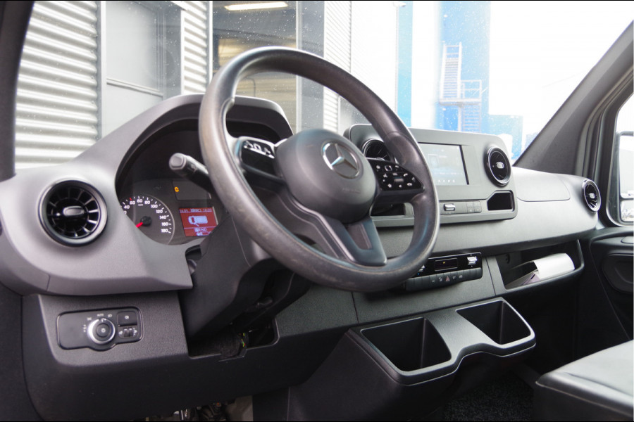 Mercedes-Benz Sprinter 317 1.9 CDI L2H2 AUT. 3-ZITS, LEDER, CAMERA, NAVI, CLIMA, MF STUUR
