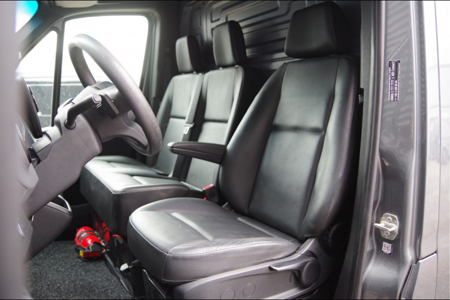 Mercedes-Benz Sprinter 317 1.9 CDI L2H2 AUT. 3-ZITS, LEDER, CAMERA, NAVI, CLIMA, MF STUUR