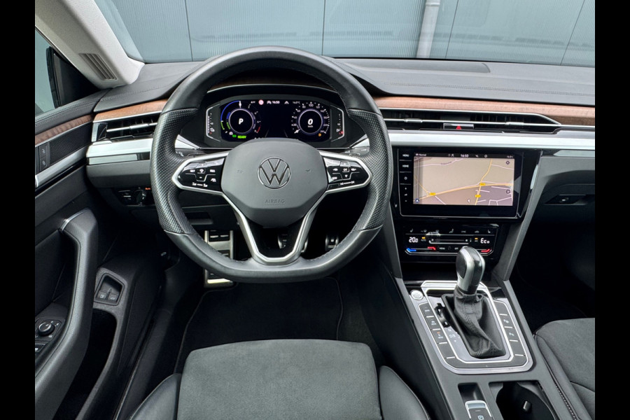Volkswagen Arteon Shooting Brake 1.4 TSI * El. trekhaak* Visueel Cockpit * Stoelmassage *