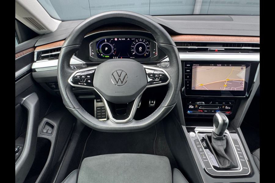 Volkswagen Arteon Shooting Brake 1.4 TSI * El. trekhaak* Visueel Cockpit * Stoelmassage *