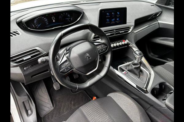Peugeot 3008 1.2 PureTech Blue Lease Executive CAMERA | PDC | CRUISE | NWE APK
