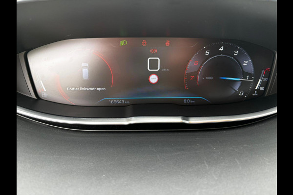 Peugeot 3008 1.2 PureTech Blue Lease Executive CAMERA | PDC | CRUISE | NWE APK