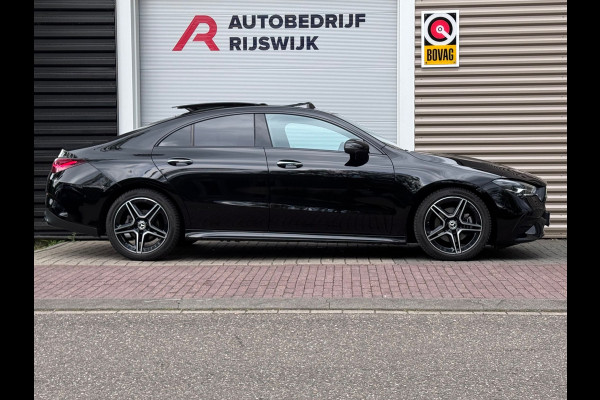 Mercedes-Benz CLA-Klasse 180 AMG Line Pano/360/Sfeer/Dodehoek