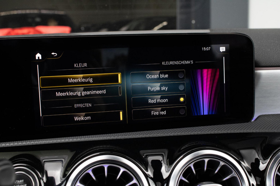 Mercedes-Benz A-Klasse 250 Premium Plus PANO CAMERA STOELVERWARMING
