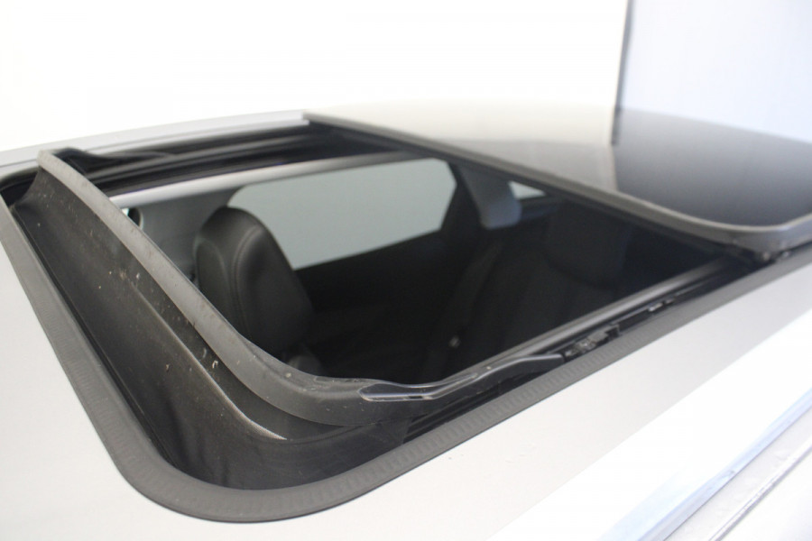 Peugeot 3008 1.2 PureTech Blue Lease Premium Avantage |Pano|Stoelverw.|
