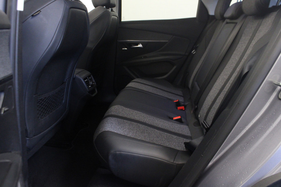 Peugeot 3008 1.2 PureTech Blue Lease Premium Avantage |Pano|Stoelverw.|