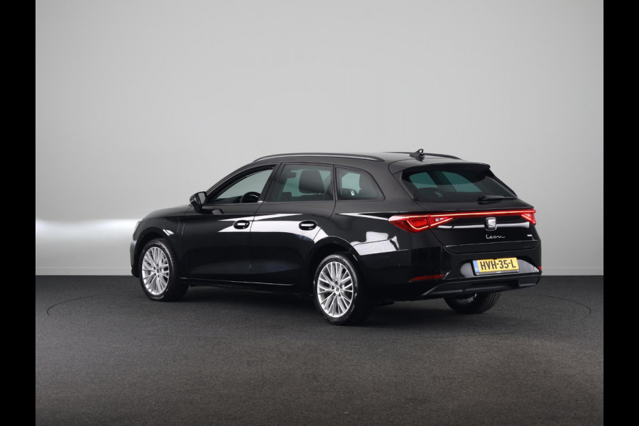 Seat Leon Sportstourer 1.5 TSI e-Hybrid Style Business Intense 204 pk Automaat | Verlengde garantie | Navigatie | Parkeersensoren (Park assist) | Achteruitrijcamera | Adaptieve cruise control |
