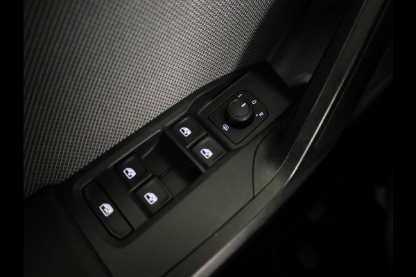 Seat Leon Sportstourer 1.5 TSI e-Hybrid Style Business Intense 204 pk Automaat | Verlengde garantie | Navigatie | Parkeersensoren (Park assist) | Achteruitrijcamera | Adaptieve cruise control |