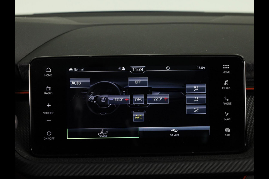 Škoda Kamiq 1.0 TSI Monte Carlo 115 pk | Verlengde garantie | Navigatie via App | Panoramadak | Parkeersensoren | Achteruitrijcamera | Adaptieve cruise controle