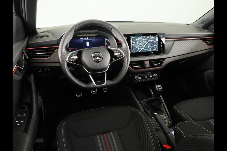 Škoda Kamiq 1.0 TSI Monte Carlo 115 pk | Verlengde garantie | Navigatie via App | Panoramadak | Parkeersensoren | Achteruitrijcamera | Adaptieve cruise controle