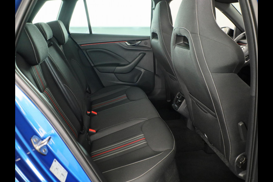 Škoda Kamiq 1.0 TSI Monte Carlo 115 pk | Verlengde garantie | Navigatie via App | Panoramadak | Parkeersensoren | Achteruitrijcamera | Adaptieve cruise controle