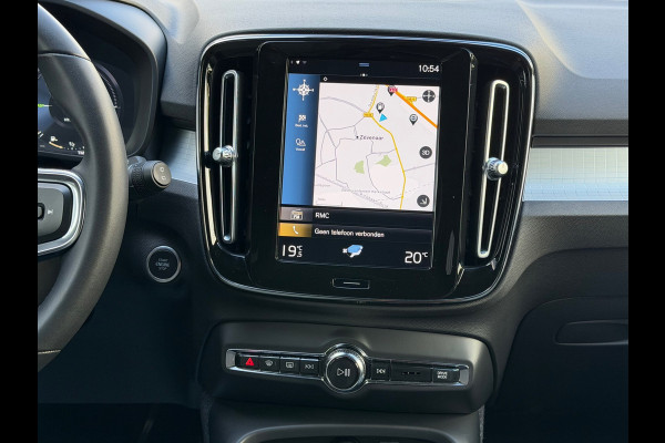 Volvo XC40 1.5 T5 Plug-in hybrid Plus Bright | Navigatie | Camera | Cruise | Clima.