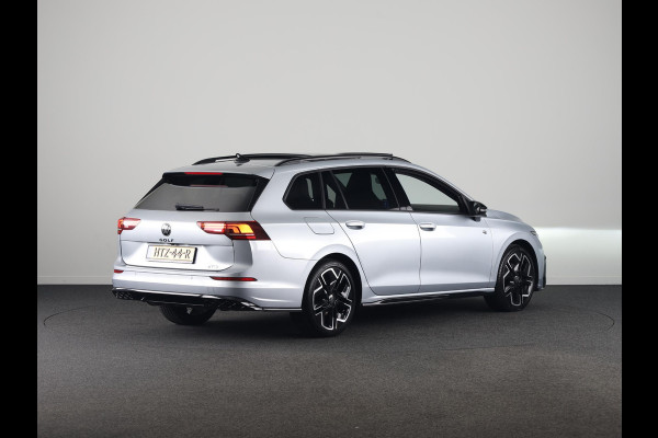 Volkswagen Golf variant R-Line-Edition 1.5 eTSI 85 kW 116 pk Automaat (DSG) | Verlengde garantie | Navigatie | Panoramadak | Parkeersensoren | Rondomzicht camera | Black Style pakket | R-Line |