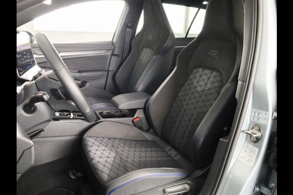 Volkswagen Golf variant R-Line-Edition 1.5 eTSI 85 kW 116 pk Automaat (DSG) | Verlengde garantie | Navigatie | Panoramadak | Parkeersensoren | Rondomzicht camera | Black Style pakket | R-Line |
