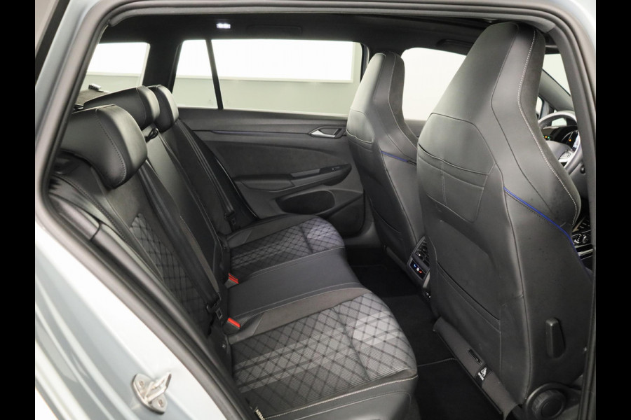 Volkswagen Golf variant R-Line-Edition 1.5 eTSI 85 kW 116 pk Automaat (DSG) | Verlengde garantie | Navigatie | Panoramadak | Parkeersensoren | Rondomzicht camera | Black Style pakket | R-Line |