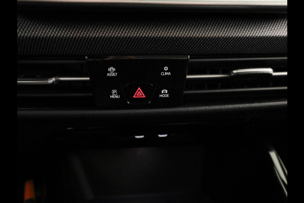 Volkswagen Golf variant R-Line-Edition 1.5 eTSI 85 kW 116 pk Automaat (DSG) | Verlengde garantie | Navigatie | Panoramadak | Parkeersensoren | Rondomzicht camera | Black Style pakket | R-Line |
