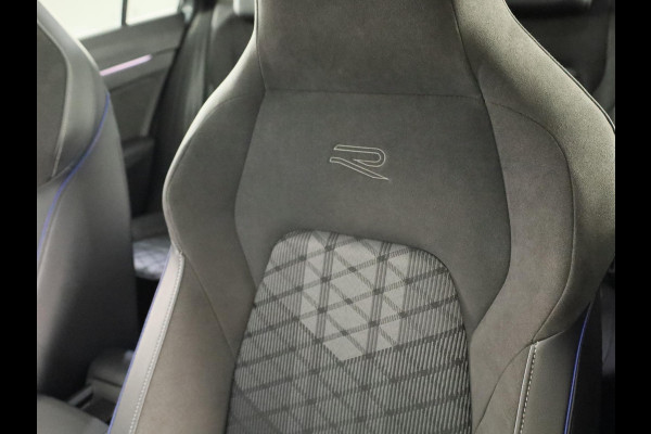 Volkswagen Golf variant R-Line-Edition 1.5 eTSI 85 kW 116 pk Automaat (DSG) | Verlengde garantie | Navigatie | Panoramadak | Parkeersensoren | Rondomzicht camera | Black Style pakket | R-Line |