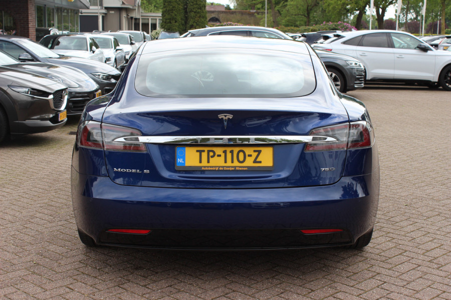 Tesla Model S 75D Base / Autopilot 2.5 / Panoramadak / Camera / Premium Audio / Luchtvering / Navigatie / 19'' / Stoelverwarming / Keyless