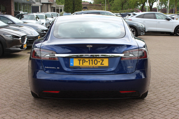 Tesla Model S 75D Base / Autopilot 2.5 / Panoramadak / Camera / Premium Audio / Luchtvering / Navigatie / 19'' / Stoelverwarming / Keyless