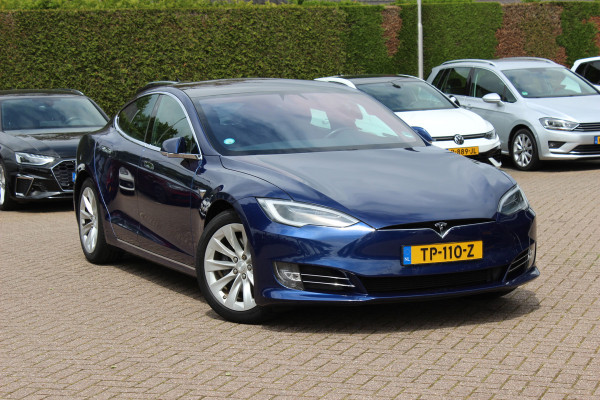 Tesla Model S 75D Base / Autopilot 2.5 / Panoramadak / Camera / Premium Audio / Luchtvering / Navigatie / 19'' / Stoelverwarming / Keyless