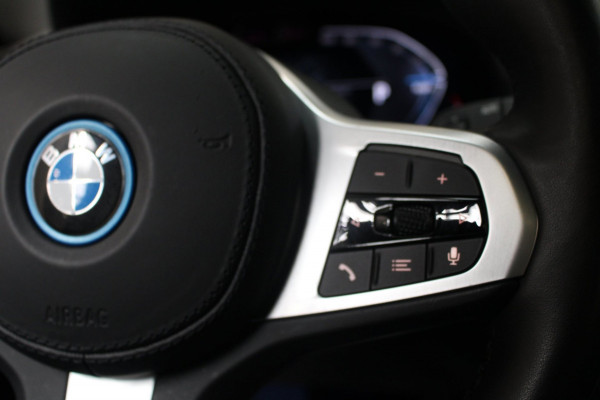 BMW iX3 Executive 80 kWh SOH 99%/Pano/M-sport/Led/Camera Prijs is rijklaar