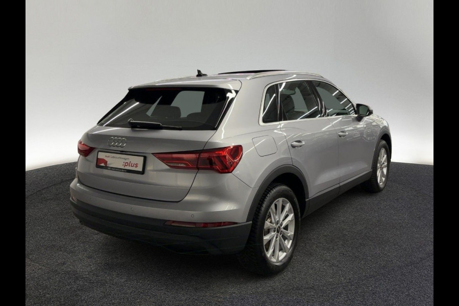 Audi Q3 45 Tfsi-e S-LINE ** LED, LEDER, VIRTUAL, PANORAMA, ACC, KEYLESS, 18-inch LMV ** 1e EIG - UNFALLFREI ** ** INFORMEER OOK NAAR ONZE AANTREKKELIJKE FINANCIAL-LEASE TARIEVEN **