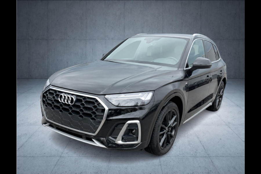 Audi Q5 55 TFSI e S edition Competition SLine|367PK|Headup|Luchtvering