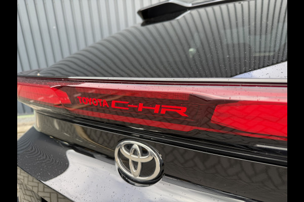 Toyota C-HR 2.0 Hybrid 200 Première Edition | VOL Leer | Pano dak | JBL | Heud-up | Rijklaar!!!