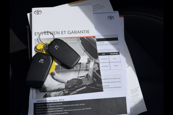 Toyota C-HR 2.0 Hybrid 200 Première Edition | VOL Leer | Pano dak | JBL | Heud-up | Rijklaar!!!