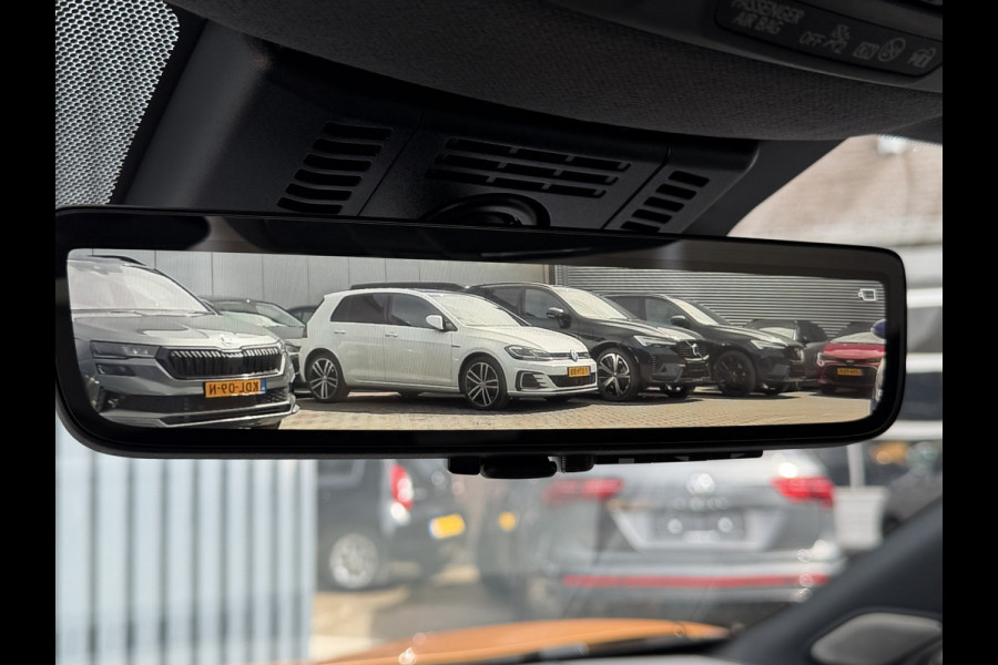 Toyota C-HR 2.0 Hybrid 200 Première Edition | VOL Leer | Pano dak | JBL | Heud-up | Rijklaar!!!