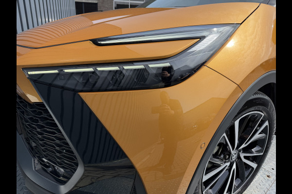Toyota C-HR 2.0 Hybrid 200 Première Edition | VOL Leer | Pano dak | JBL | Heud-up | Rijklaar!!!