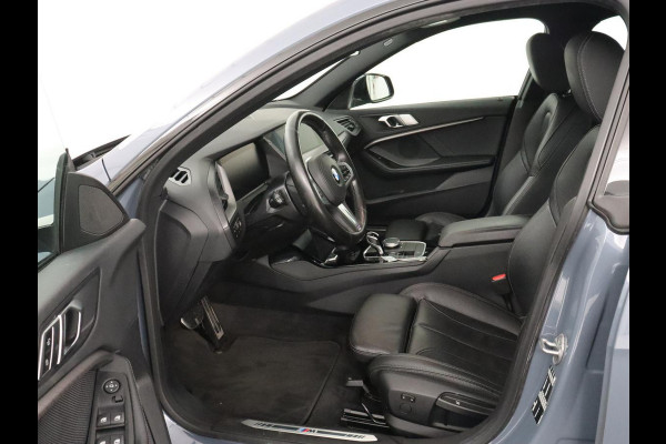 BMW 2 Serie Gran Coupé 218i M Sport | Stoelverwarming | Camera | Carplay | Sportstoelen | Leder | Live Cockpit | Climate control | Navigatie | Cruise control | Parkeer hulp