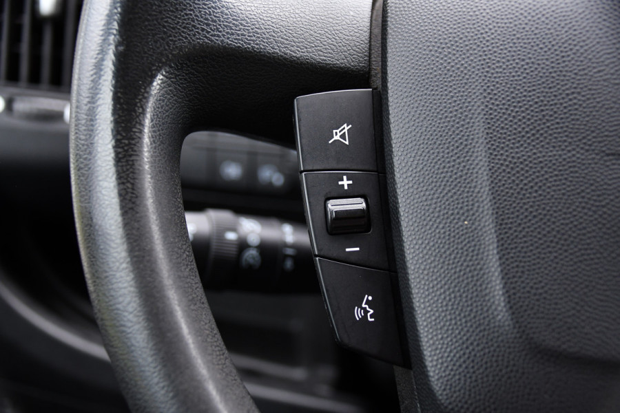 Peugeot Boxer 2.0 BlueHDI L1H1 Pro PB Edition Camera, Cruise, Multimedia, 130pk, Trekhaak, Airco, Radio, Uniek!